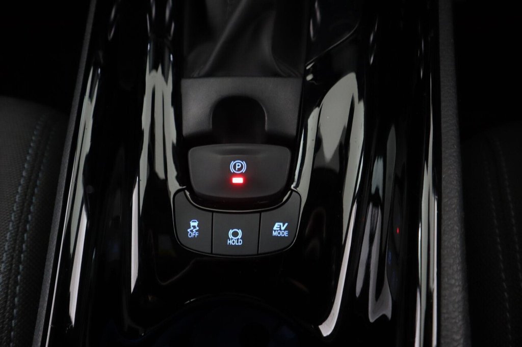 Used Toyota C-HR 2022 for sale - 76570238: Photo 24