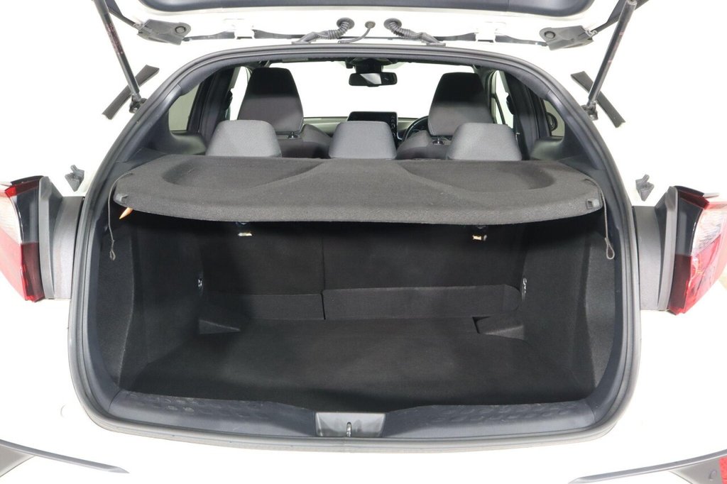 Used Toyota C-HR 2022 for sale - 76570238: Photo 42