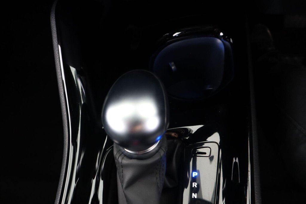 Used Toyota C-HR 2022 for sale - 76570238: Photo 48