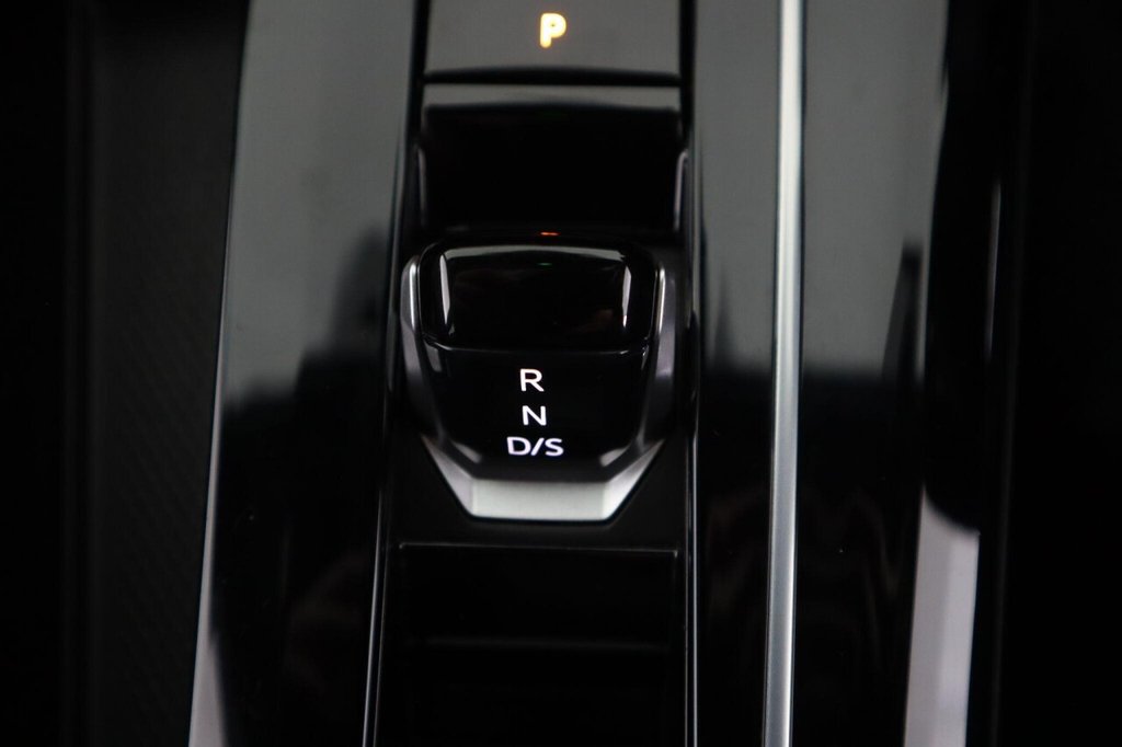 Used Volkswagen Golf 2023 for sale - 76559477: Photo 21