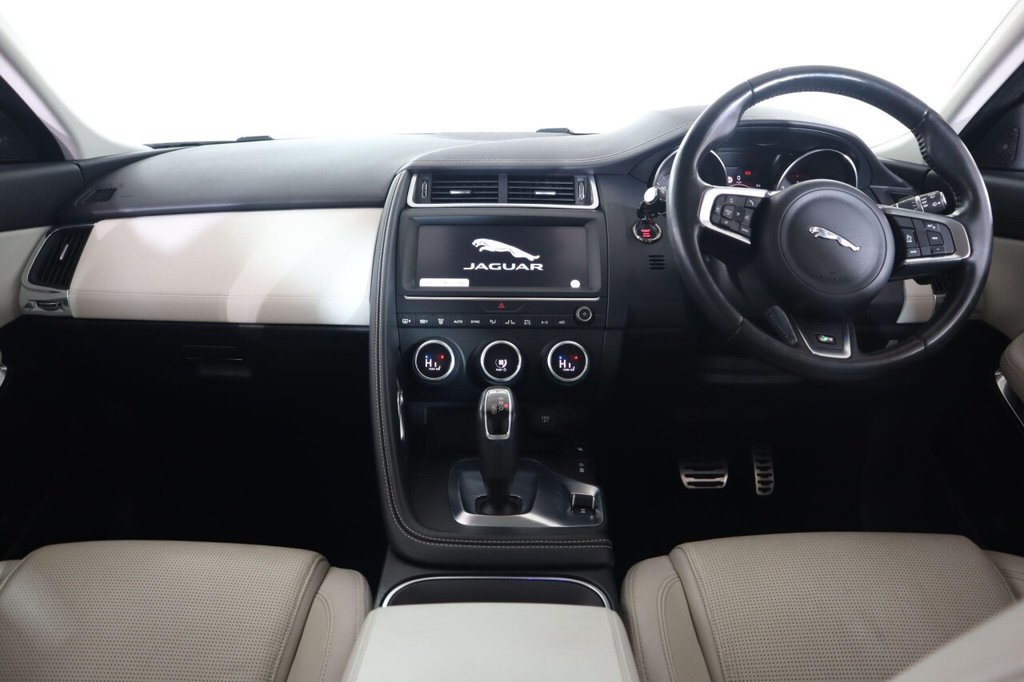 Used Jaguar E-Pace 2018 for sale - 77200359: Photo 12