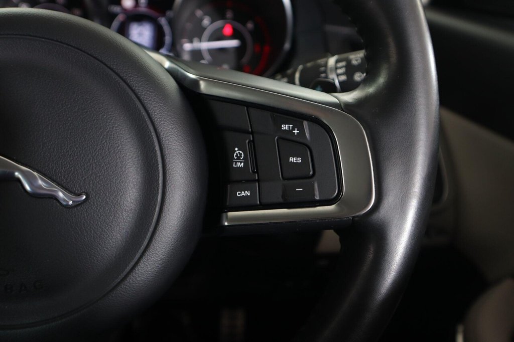 Used Jaguar E-Pace 2018 for sale - 77200359: Photo 17