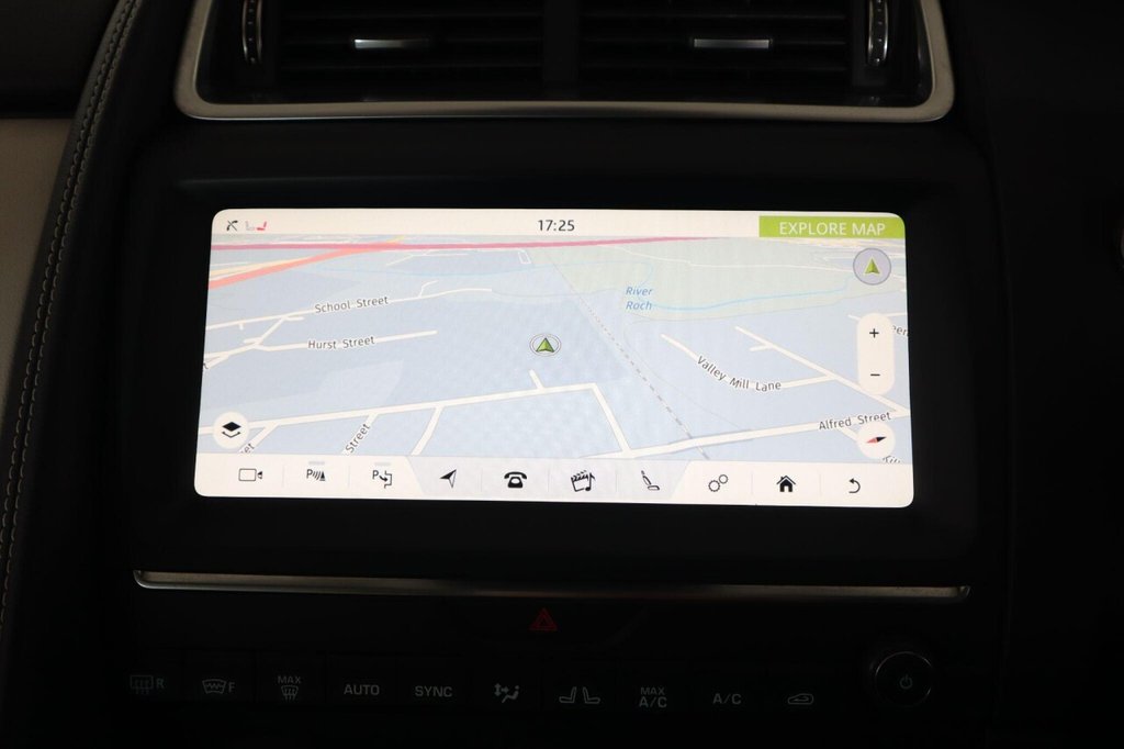 Used Jaguar E-Pace 2018 for sale - 77200359: Photo 34