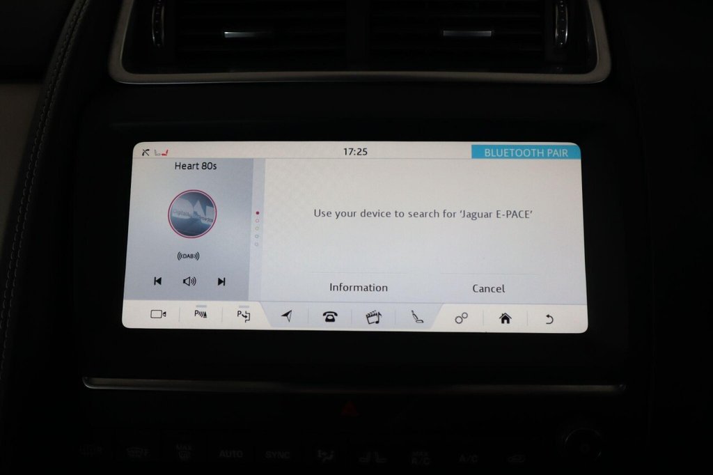 Used Jaguar E-Pace 2018 for sale - 77200359: Photo 37