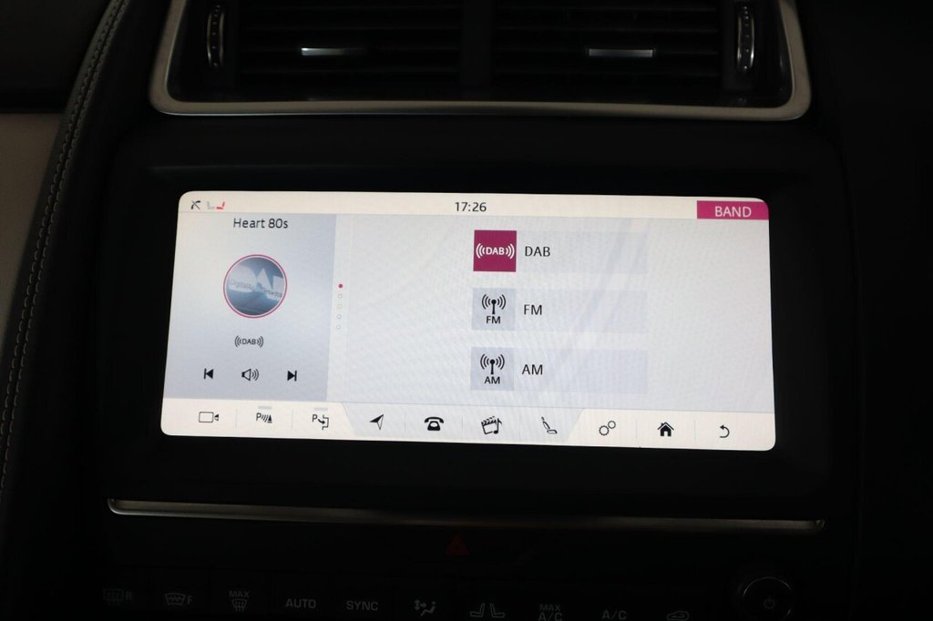 Used Jaguar E-Pace 2018 for sale - 77200359: Photo 39