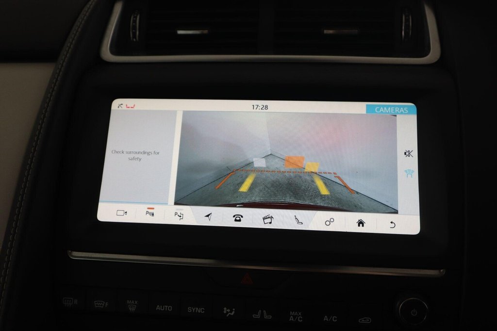 Used Jaguar E-Pace 2018 for sale - 77200359: Photo 44