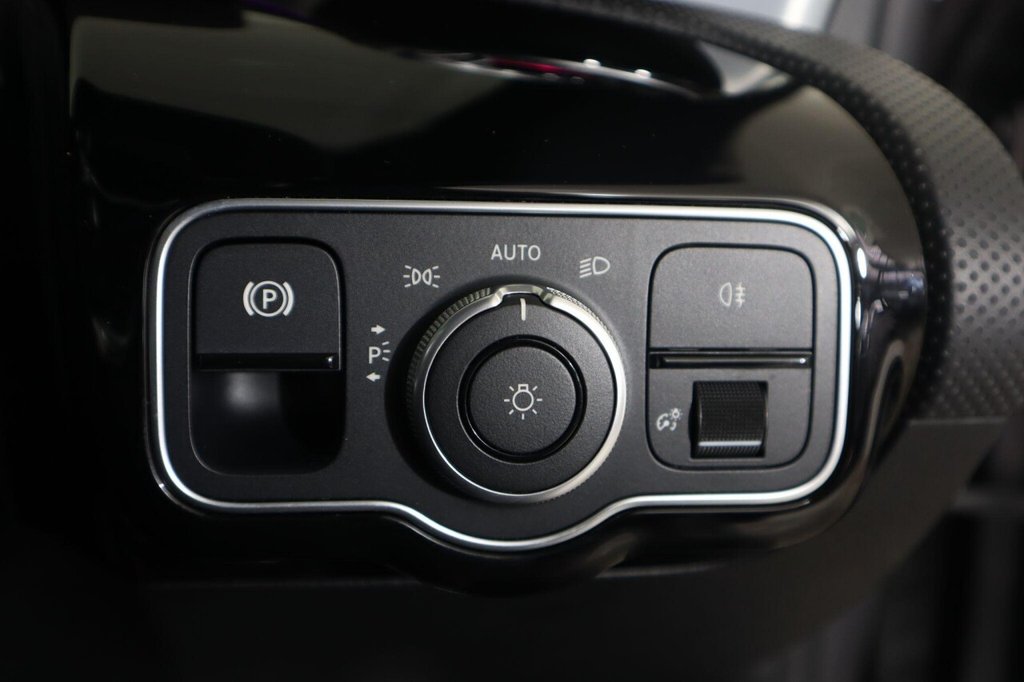 Used Mercedes-Benz CLA 2023 for sale - 77302777: Photo 23