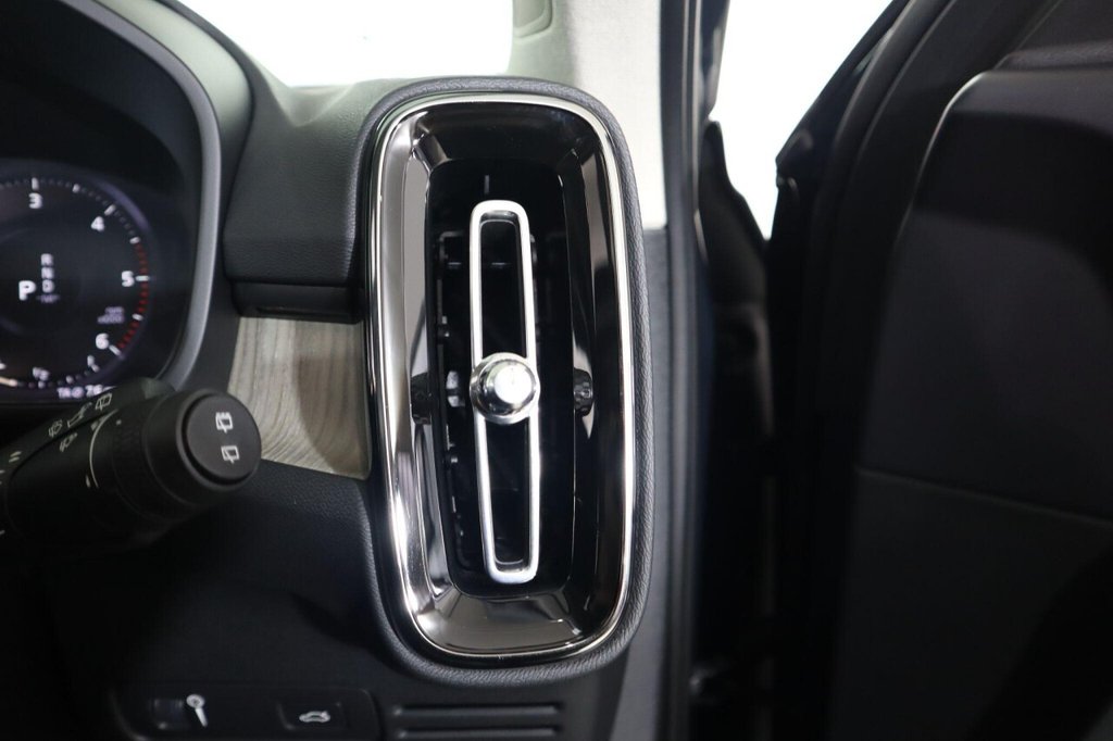 Used Volvo XC40 2019 for sale - 76724809: Photo 13