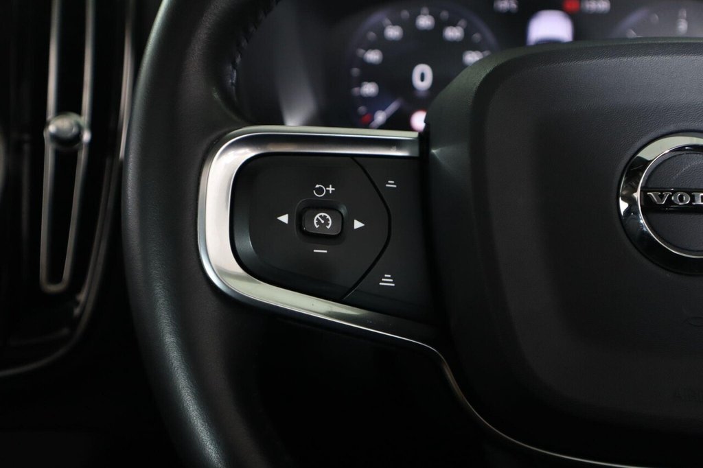 Used Volvo XC40 2019 for sale - 76724809: Photo 18