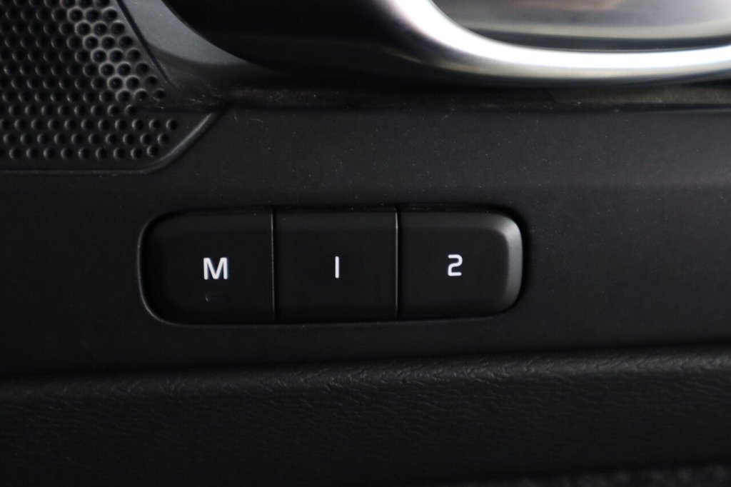 Used Volvo XC40 2019 for sale - 76724809: Photo 27