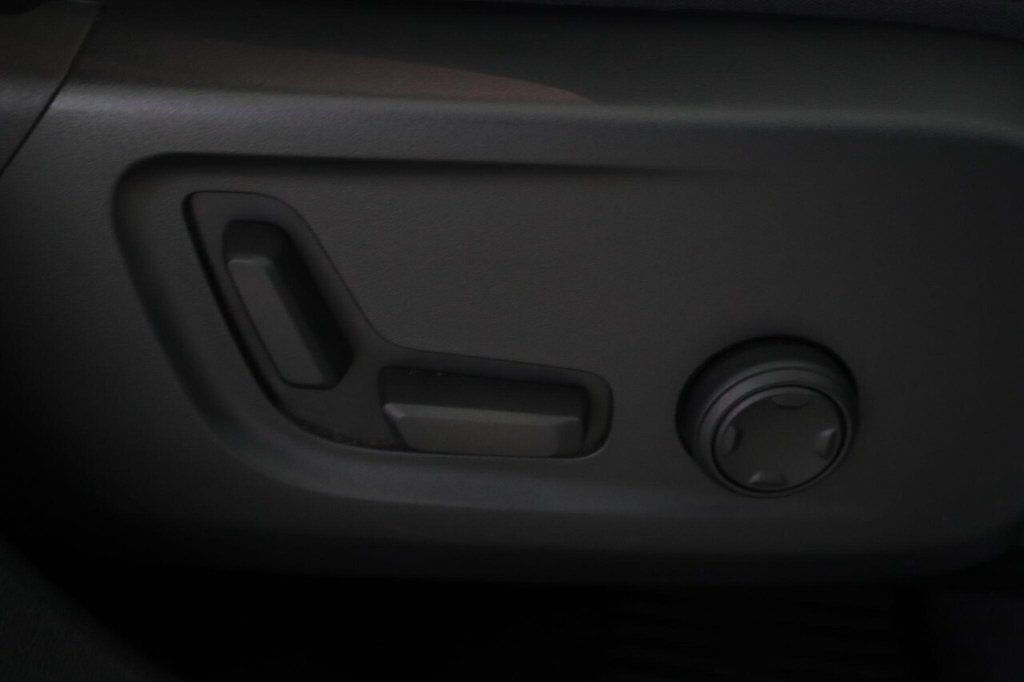 Used Volvo XC40 2019 for sale - 76724809: Photo 30