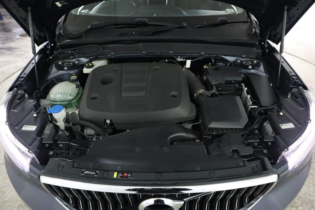 Used Volvo XC40 2019 for sale - 76724809: Photo 31