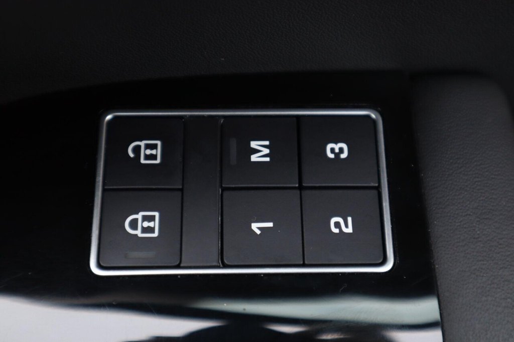 Used Land Rover Range Rover Sport 2021 for sale - 76724827: Photo 25