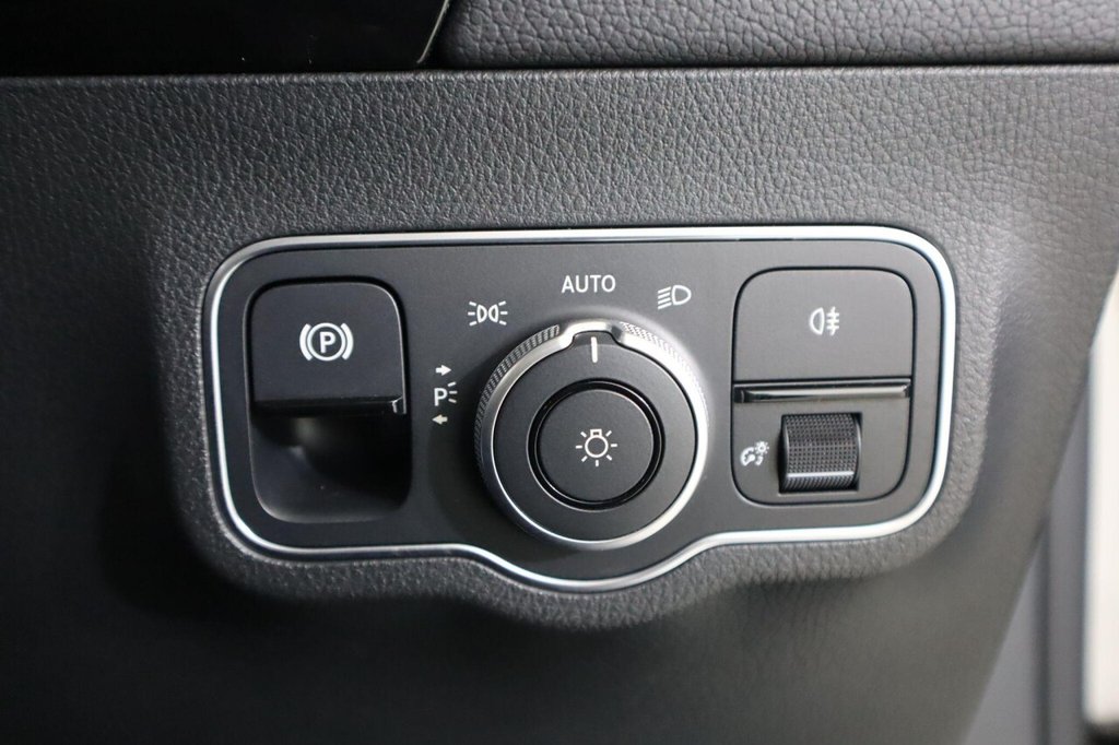 Used Mercedes-Benz GLA 2023 for sale - 77007554: Photo 36