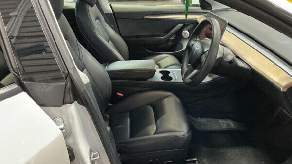 Used Tesla Model 3 2022 for sale - 77551808: Photo 8