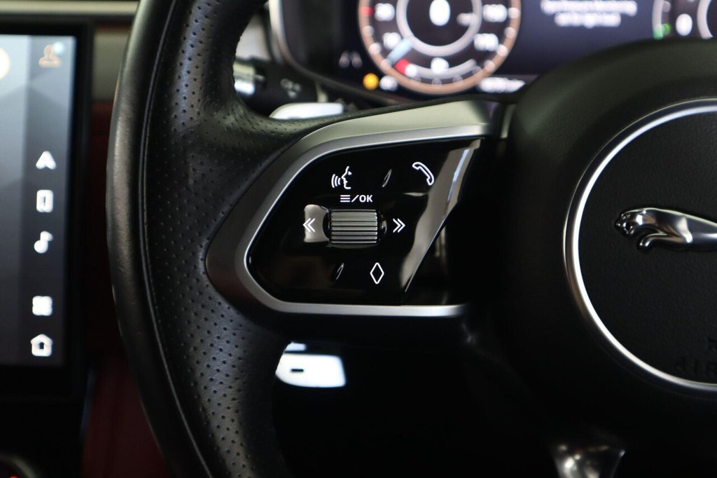 Used Jaguar F-Pace 2021 for sale - 76783979: Photo 19