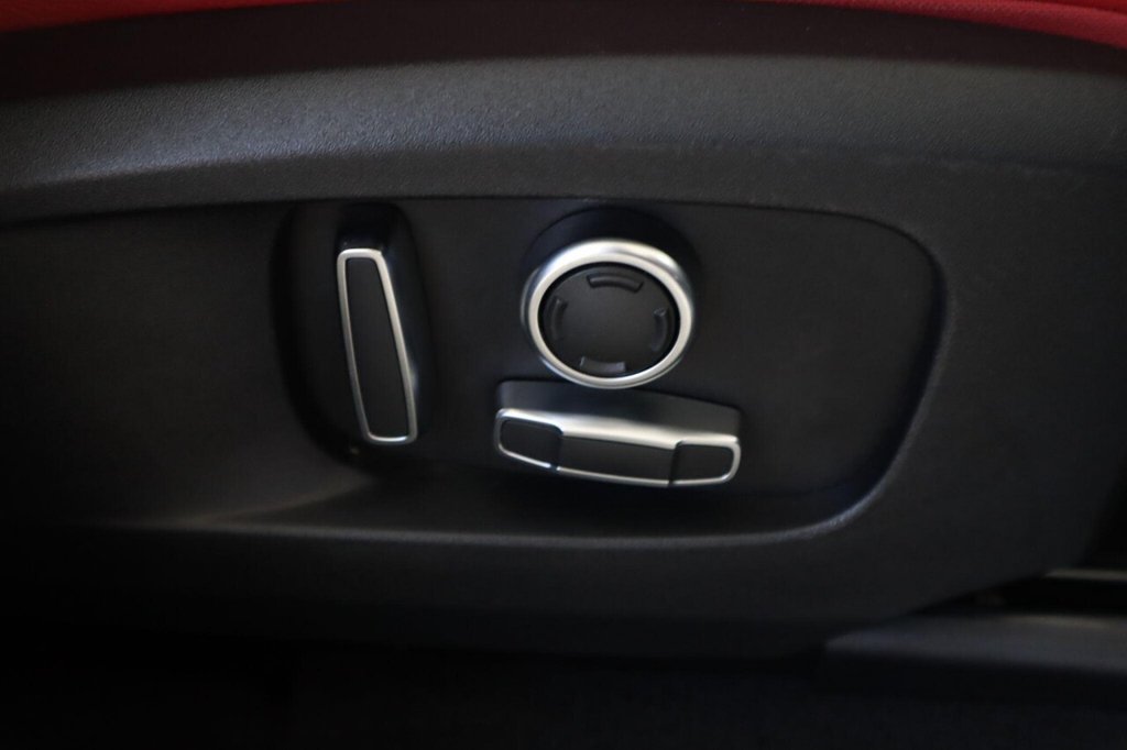 Used Jaguar F-Pace 2021 for sale - 76783979: Photo 30