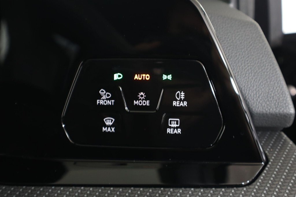 Used Volkswagen Golf 2023 for sale - 76914783: Photo 24