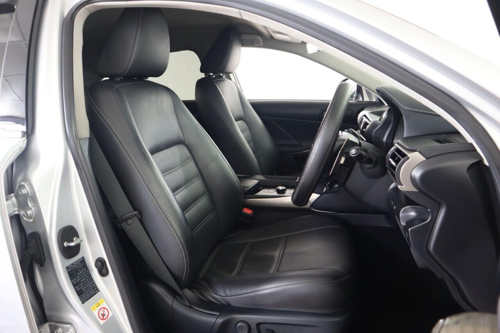 Used Lexus IS 2018 for sale - 78154308: Photo 13