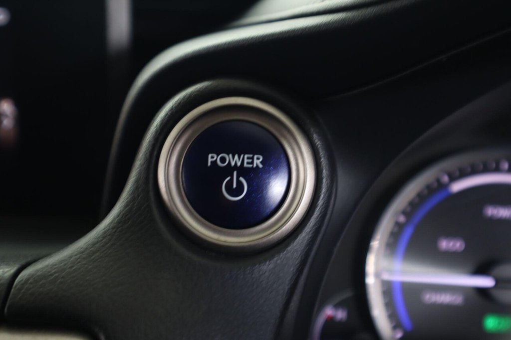 Used Lexus IS 2018 for sale - 78154308: Photo 17