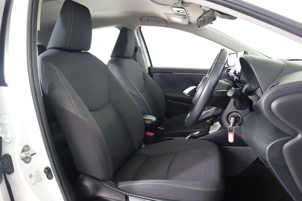 Used Toyota Yaris 2021 for sale - 77328242: Photo 14