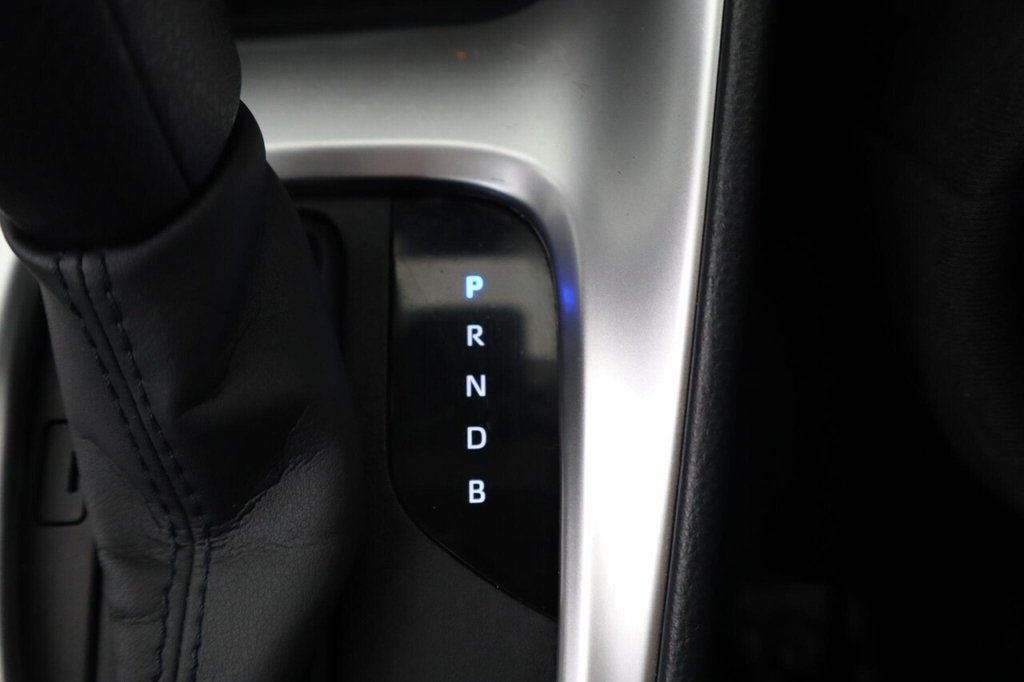 Used Toyota Yaris 2021 for sale - 77328242: Photo 22