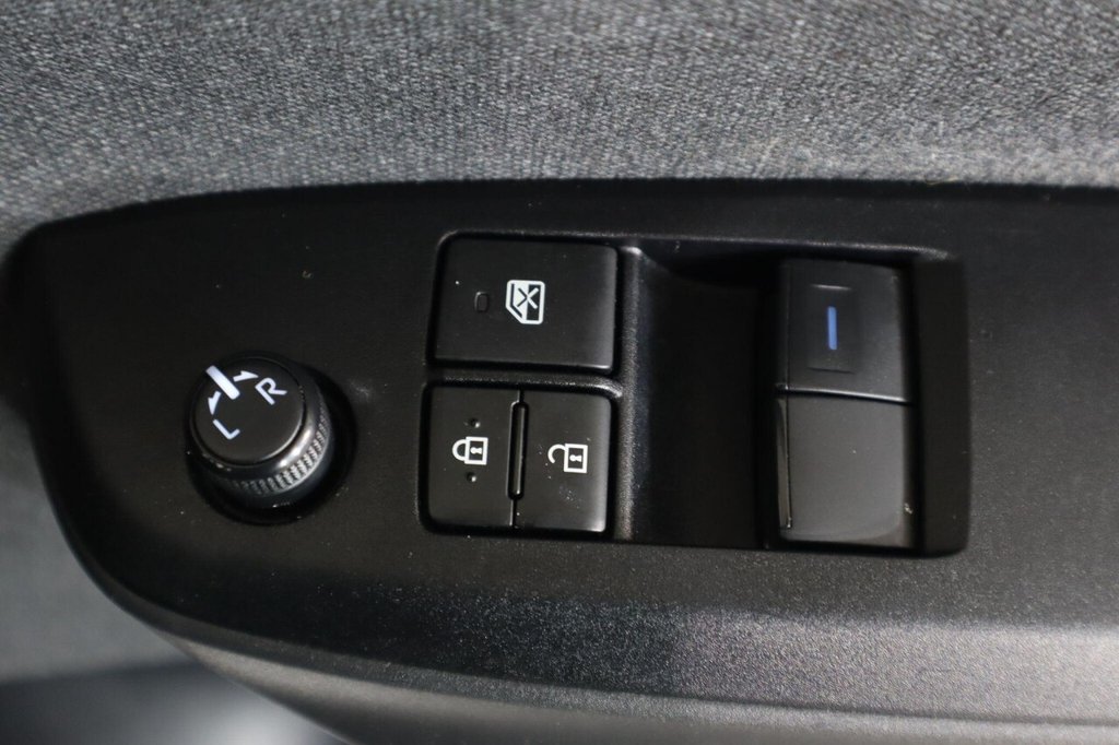 Used Toyota Yaris 2021 for sale - 77328242: Photo 25