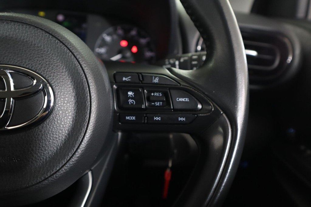 Used Toyota Yaris 2021 for sale - 77328242: Photo 42