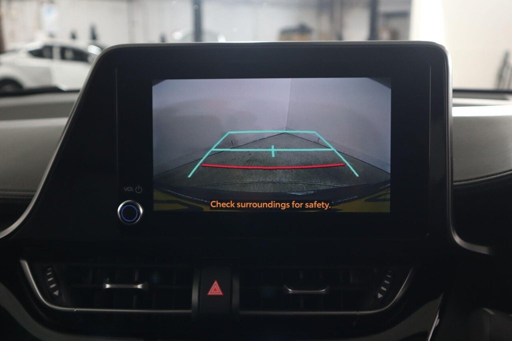 Used Toyota C-HR 2022 for sale - 76914775: Photo 40