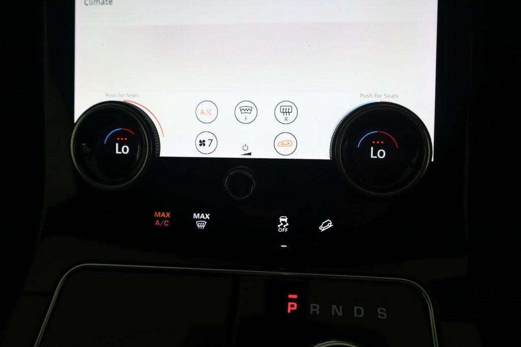 Used Land Rover Range Rover Velar 2019 for sale - 77765459: Photo 31