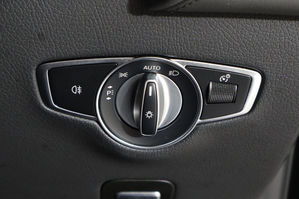 Used Mercedes-Benz EQC 2022 for sale - 76395942: Photo 21