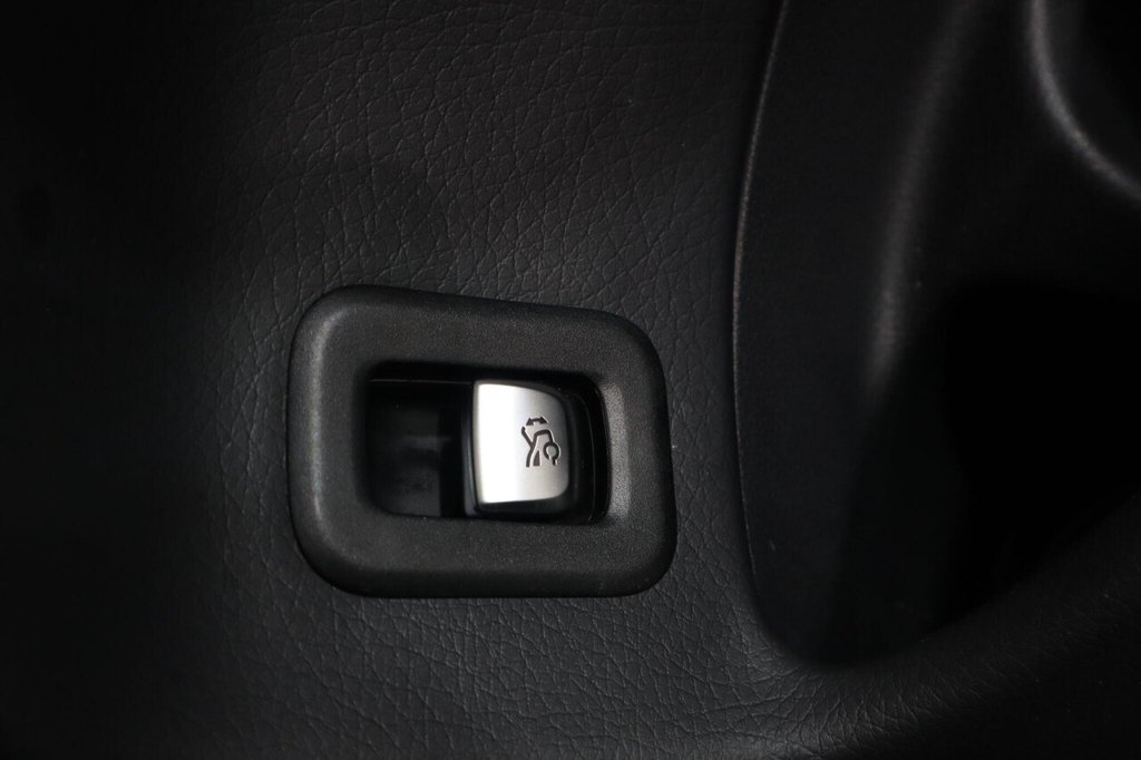 Used Mercedes-Benz EQC 2022 for sale - 76395942: Photo 23