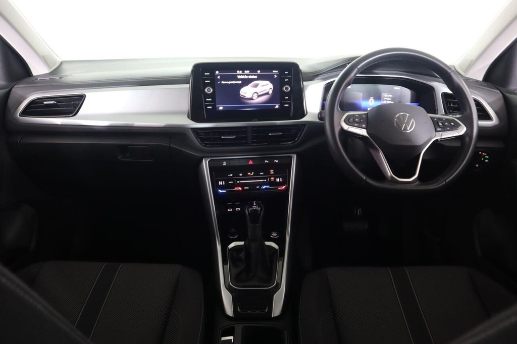 Used Volkswagen T-Roc 2024 for sale - 77905177: Photo 11