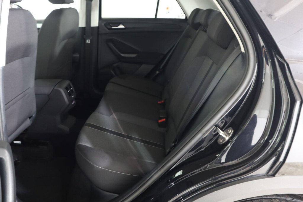 Used Volkswagen T-Roc 2024 for sale - 77905177: Photo 13