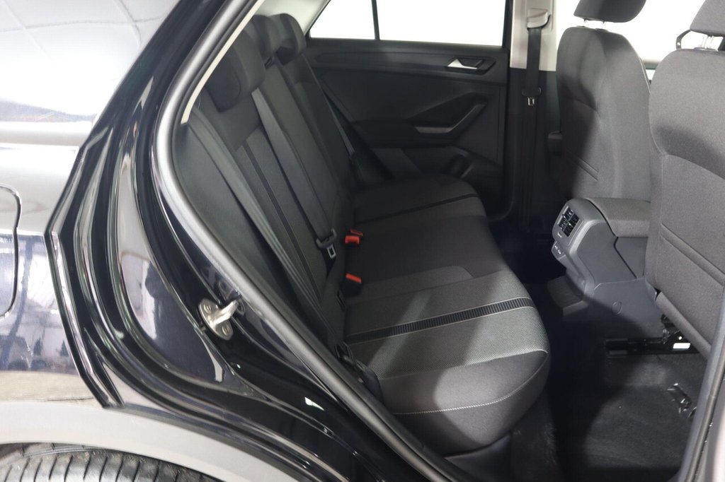 Used Volkswagen T-Roc 2024 for sale - 77905177: Photo 14