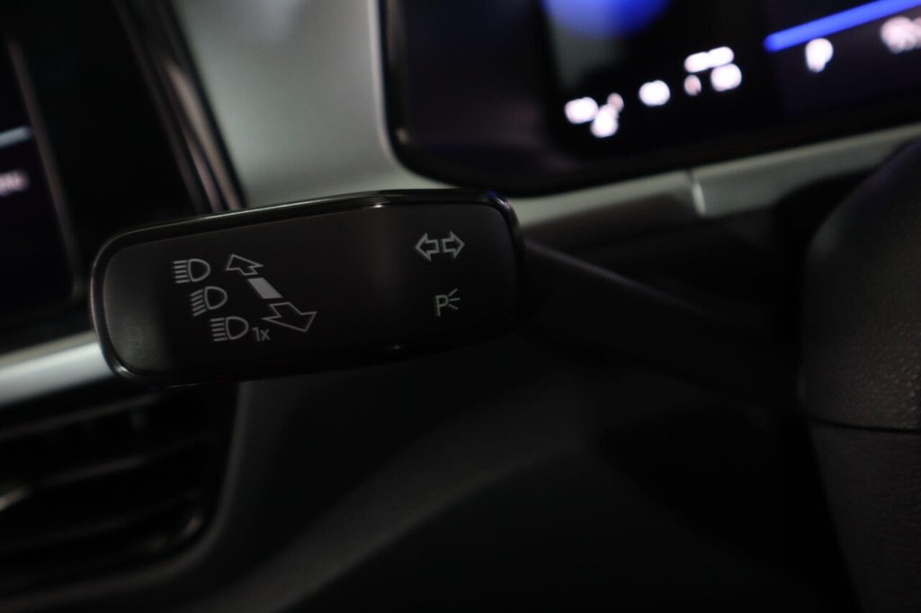 Used Volkswagen T-Roc 2024 for sale - 77905177: Photo 19