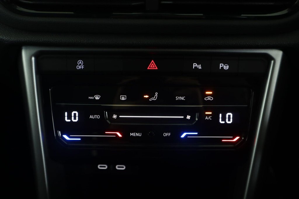 Used Volkswagen T-Roc 2024 for sale - 77905177: Photo 20