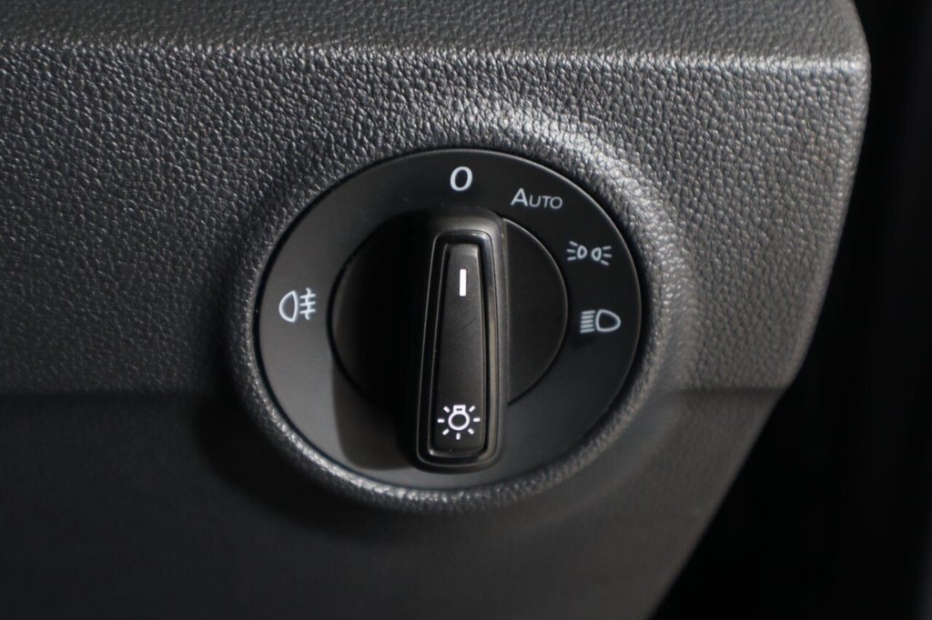 Used Volkswagen T-Roc 2024 for sale - 77905177: Photo 24