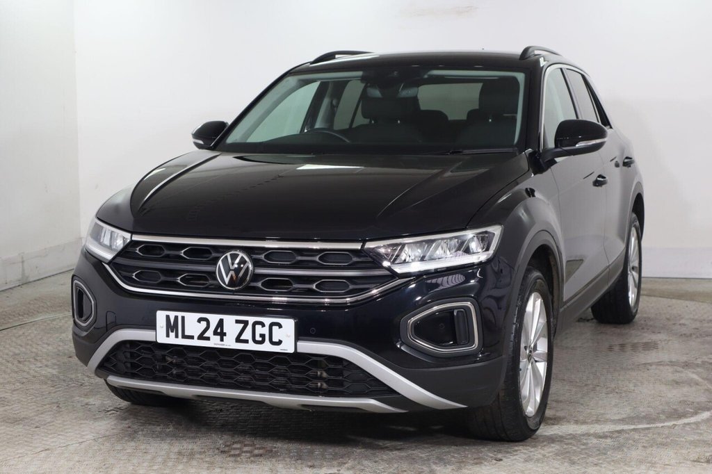 Used Volkswagen T-Roc 2024 for sale - 77905177: Photo 4
