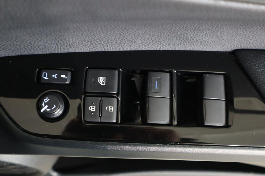 Used Toyota Prius 2022 for sale - 76559186: Photo 27