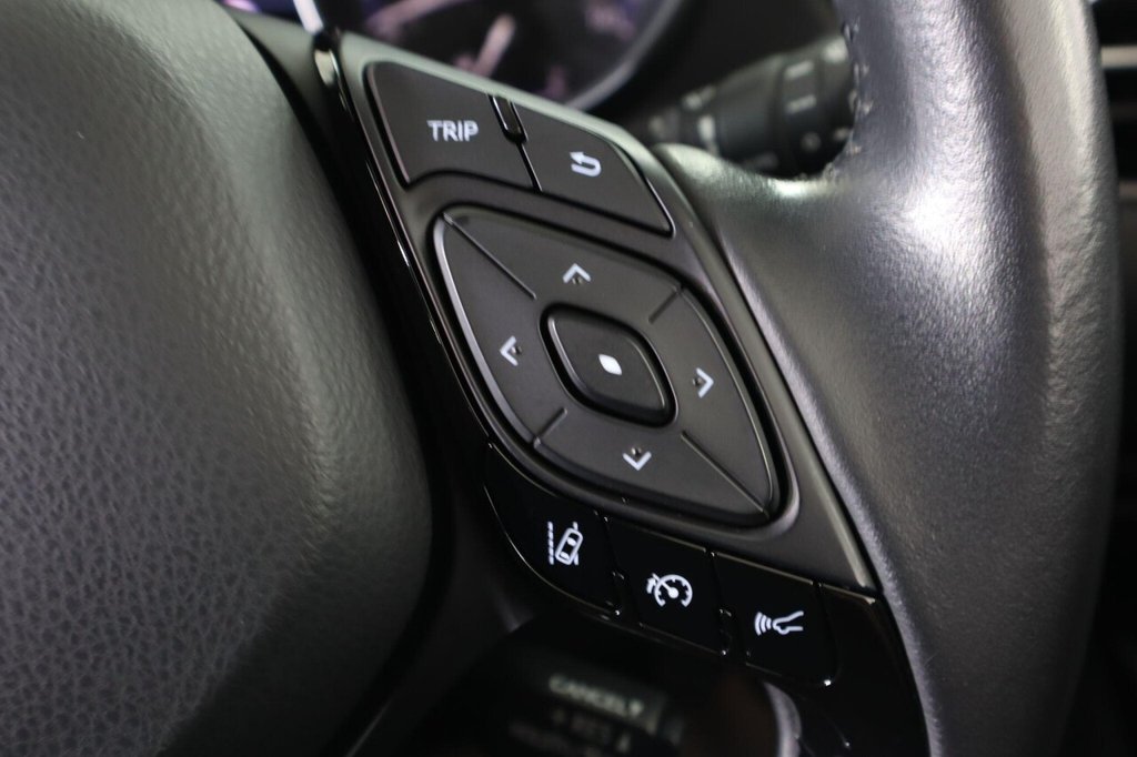 Used Toyota C-HR 2022 for sale - 77027447: Photo 23