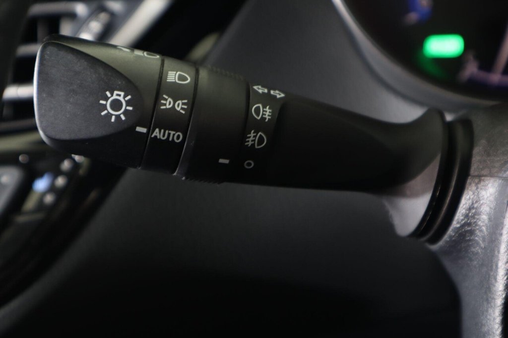 Used Toyota C-HR 2022 for sale - 77027447: Photo 25