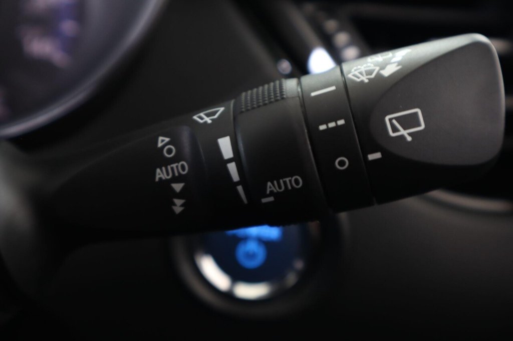 Used Toyota C-HR 2022 for sale - 77027447: Photo 26