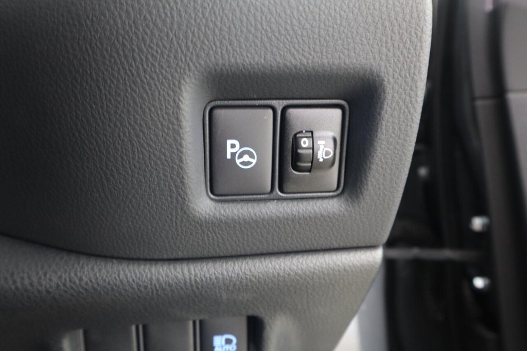 Used Toyota C-HR 2022 for sale - 77027447: Photo 34