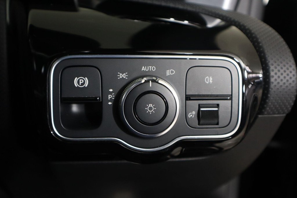 Used Mercedes-Benz CLA 2020 for sale - 76106201: Photo 23