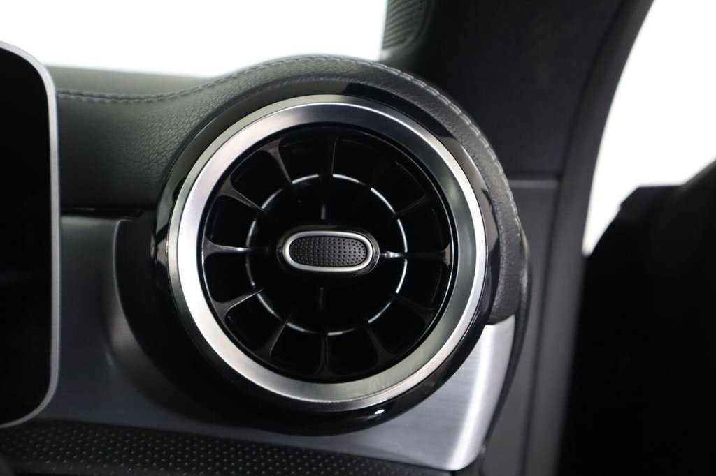 Used Mercedes-Benz CLA 2020 for sale - 76106201: Photo 24