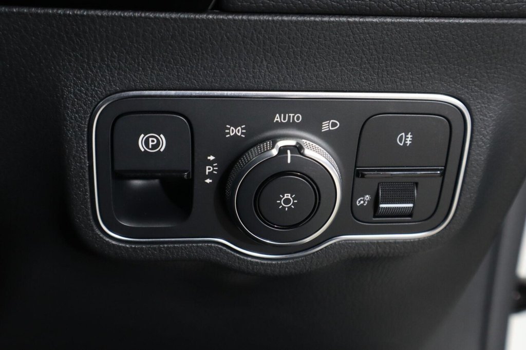 Used Mercedes-Benz GLA 2021 for sale - 76406789: Photo 23