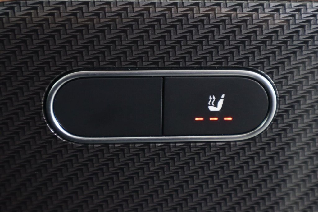 Used Mercedes-Benz GLA 2021 for sale - 76406789: Photo 24