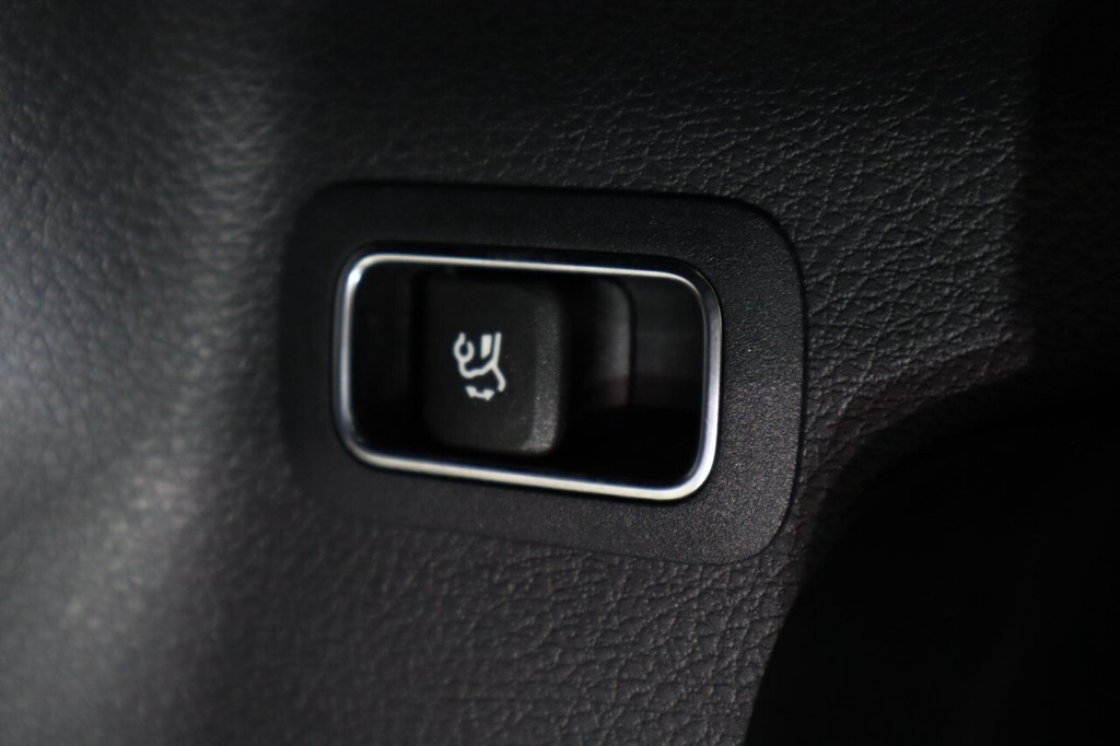 Used Mercedes-Benz GLA 2021 for sale - 76406789: Photo 25