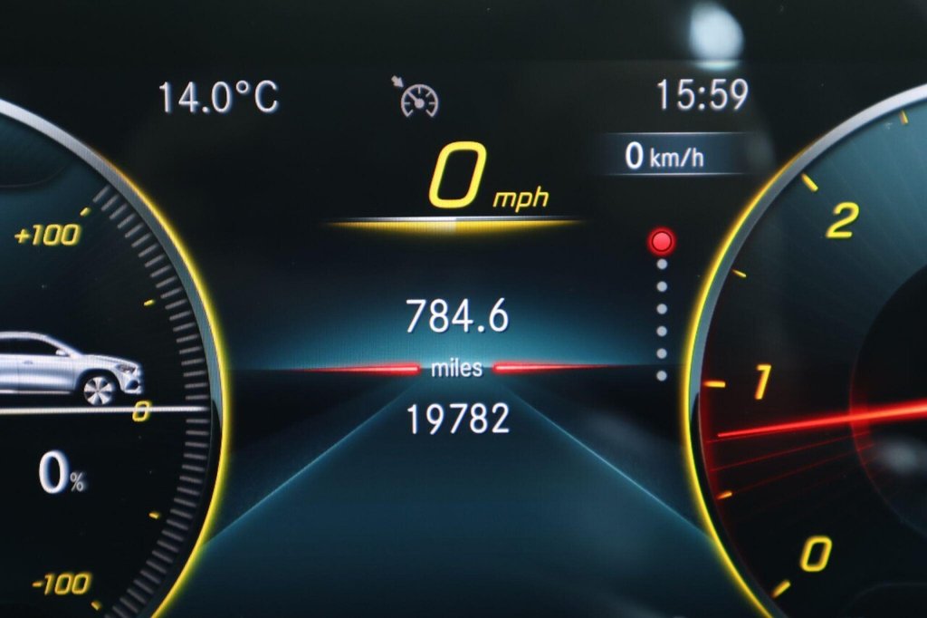 Used Mercedes-Benz GLA 2021 for sale - 76406789: Photo 46